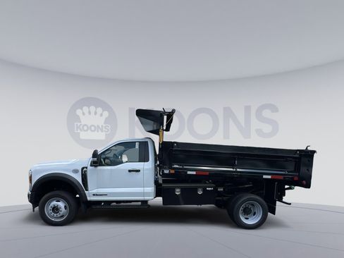 New 2025 Ford F550 XL Contractor Dump image 2