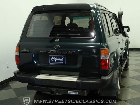 Used 1997 Toyota Land Cruiser w/ Collector's Edition Pkg AWD/4WD image 10