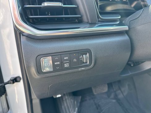 Used 2026 GMC Terrain Elevation AWD/4WD image 15
