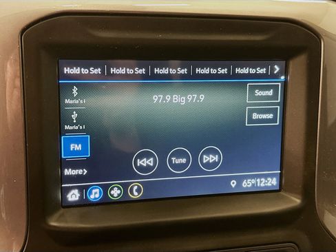 Used 2019 Chevrolet Silverado 1500 Custom w/ Custom Value Package image 21