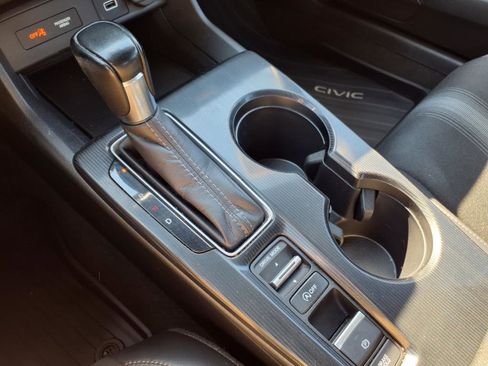 Used 2022 Honda Civic Sport image 16
