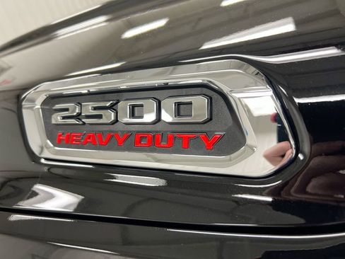 Used 2022 RAM 2500 Laramie AWD/4WD image 25