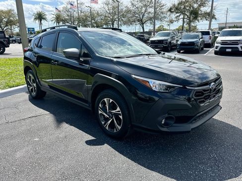Used 2024 Subaru Crosstrek 2.0i Premium image 4