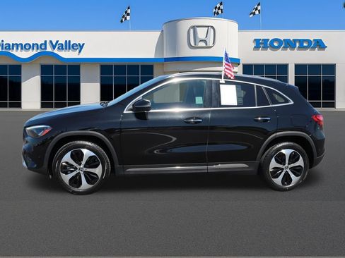 Used 2025 Mercedes-Benz GLA 250 image 8