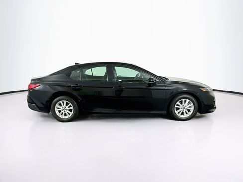 Used 2025 Toyota Camry LE FWD image 10