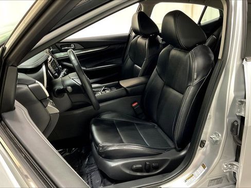 Used 2023 Nissan Maxima SV w/ Floor Mat Group image 25