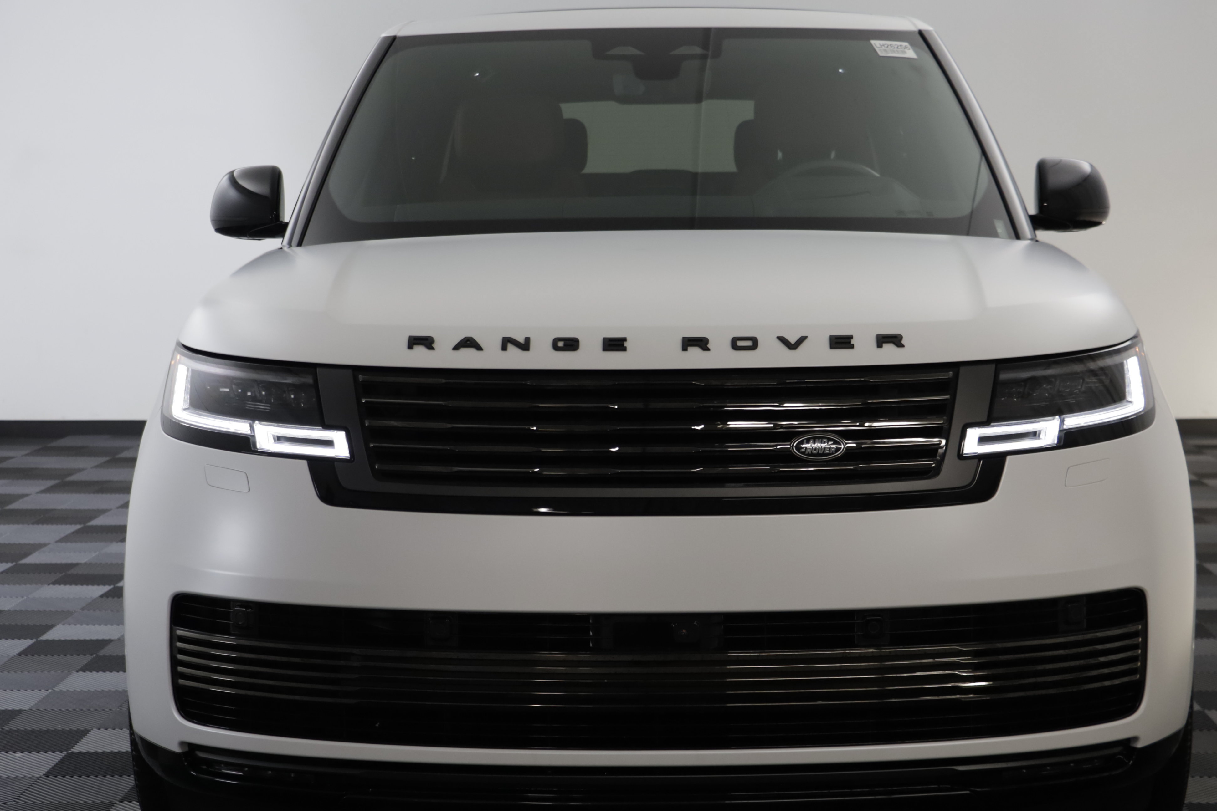 New 2026 Land Rover Range Rover SV AWD/4WD image 28