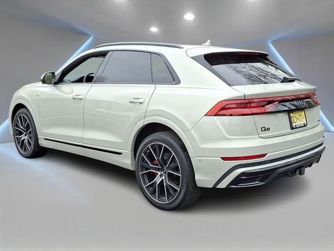 Used 2023 Audi Q8 Premium Plus w/ Premium Plus Package AWD/4WD image 7