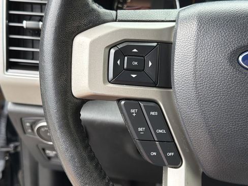 Used 2018 Ford F150 Lariat image 25