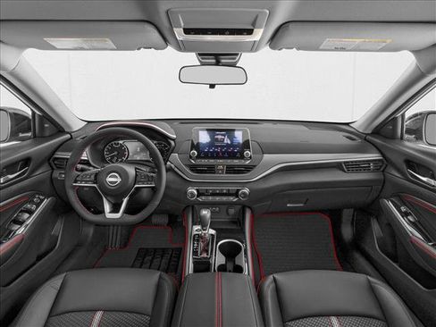 New 2026 Nissan Altima 2.5 SR FWD image 5