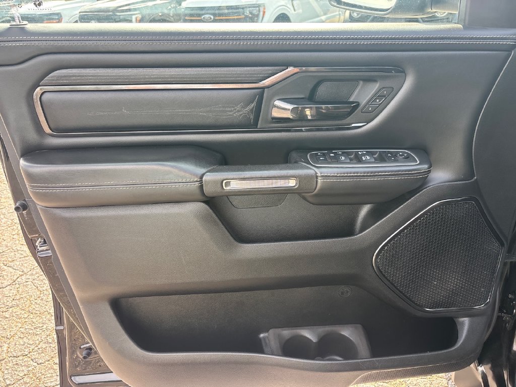Used 2022 RAM 1500 Limited w/ Body-Colour Bumper Group AWD/4WD image 27