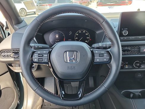 Used 2025 Honda HR-V Sport image 19