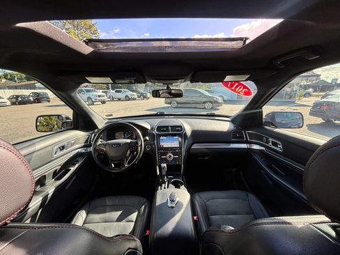 Used 2017 Ford Explorer Sport w/ Equipment Group 401A AWD/4WD image 23