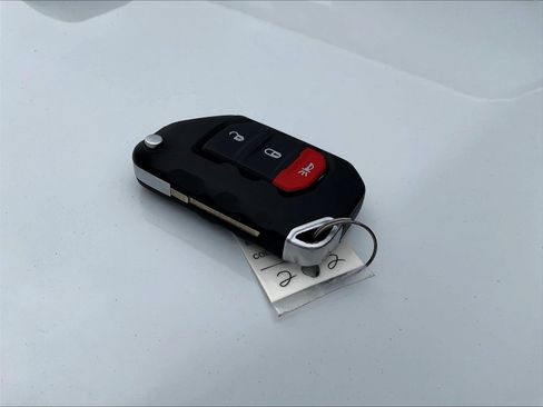 Used 2025 Jeep Wrangler Unlimited Sport AWD/4WD image 34