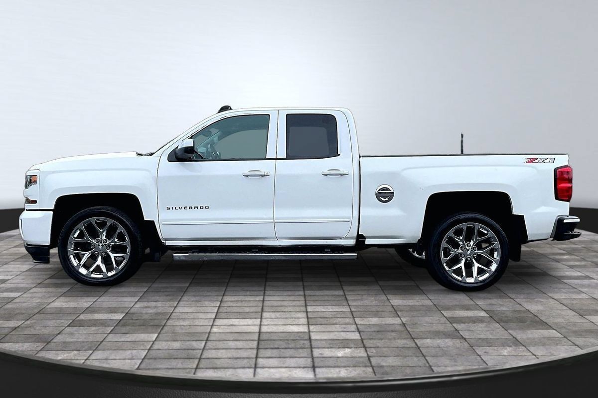 Used 2019 Chevrolet Silverado 1500 LT w/ All Star Edition AWD/4WD image 4
