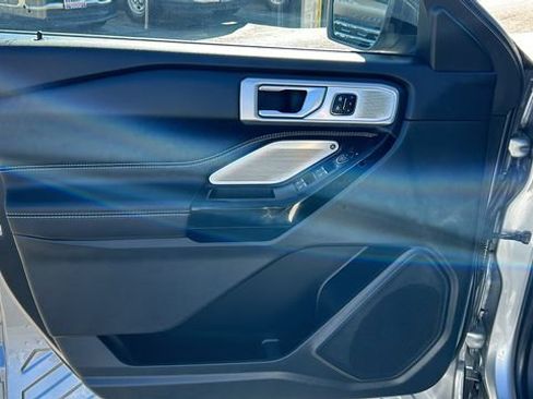 Certified 2023 Ford Explorer ST w/ Equipment Group 401A image 18