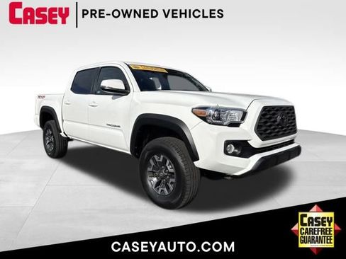 Used 2023 Toyota Tacoma TRD Off-Road image 1