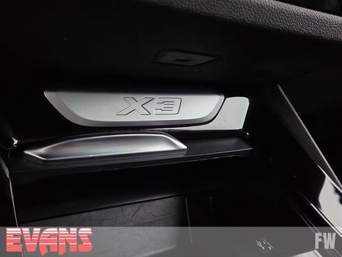 Used 2022 BMW X3 xDrive30i AWD/4WD image 11