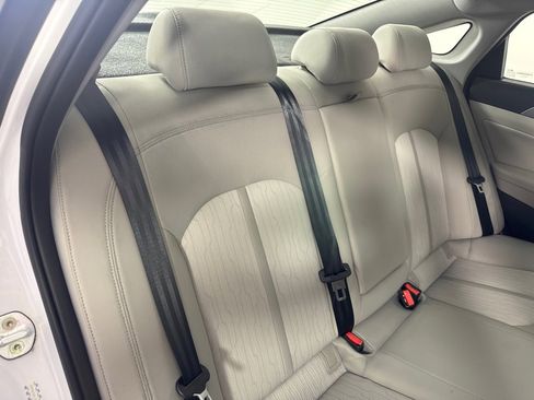 Used 2016 Hyundai Sonata SE image 22