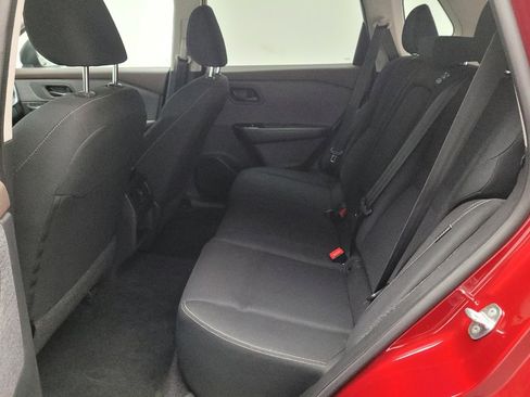 Used 2023 Nissan Rogue S image 18