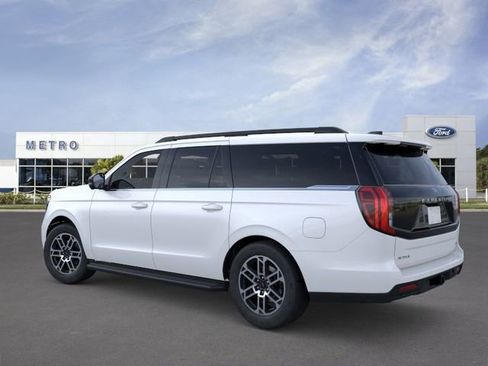 New 2026 Ford Expedition Max Active RWD image 4