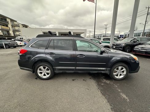 Used 2013 Subaru Outback 3.6R Limited image 8