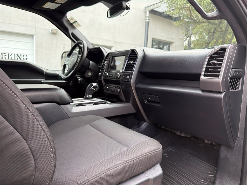 Used 2020 Ford F150 XLT w/ Equipment Group 302A Luxury AWD/4WD image 31