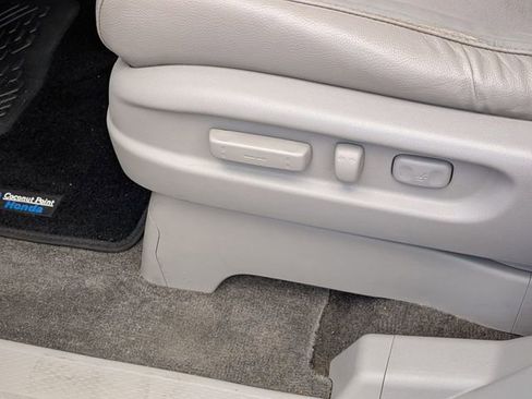 Used 2014 Honda Odyssey EX-L image 19