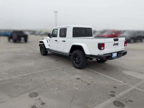 New 2026 Jeep Gladiator Sport image 8