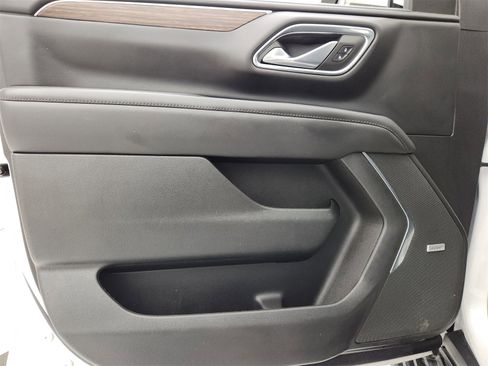 Used 2023 Chevrolet Tahoe High Country image 9