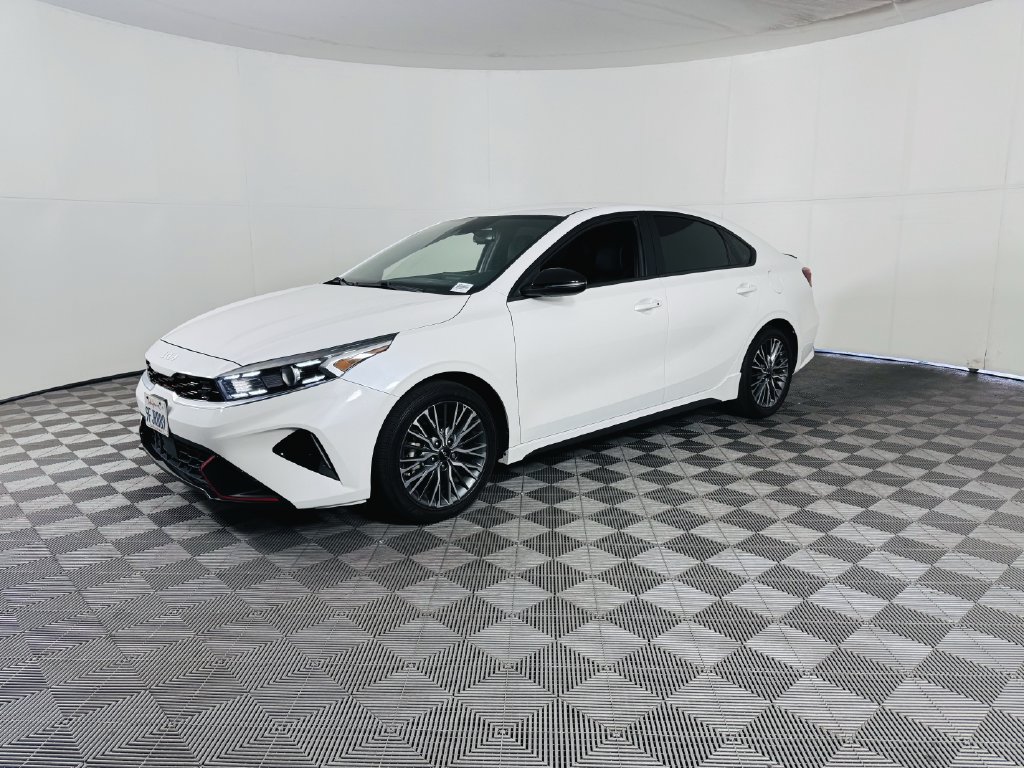 Used 2023 Kia Forte GT-Line w/ GT-Line Technology Package FWD image 4