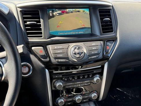 Certified 2020 Nissan Pathfinder S AWD/4WD image 18