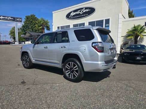 Used 2018 Toyota 4Runner Limited image 5