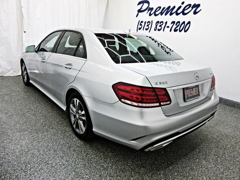 Used 2015 Mercedes-Benz E 350 4MATIC Sedan image 4