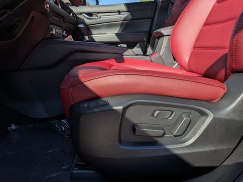 New 2025 MAZDA CX-5 Carbon Edition image 13