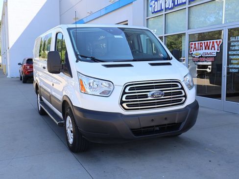 Used 2017 Ford Transit 250 130 Low Roof w/ Exterior Upgrade Package RWD image 2