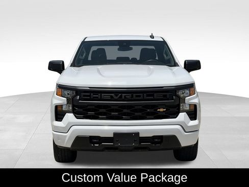 Used 2024 Chevrolet Silverado 1500 Custom RWD image 3