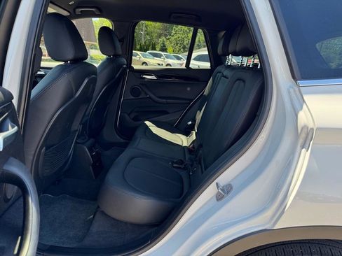 Used 2018 BMW X1 xDrive28i AWD/4WD image 17