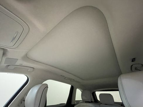 Used 2024 Lincoln Nautilus Black Label w/ Jet Appearance Package (87T) image 7