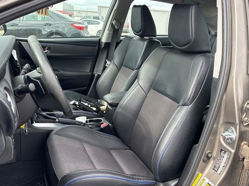 Used 2017 Toyota Corolla SE image 6