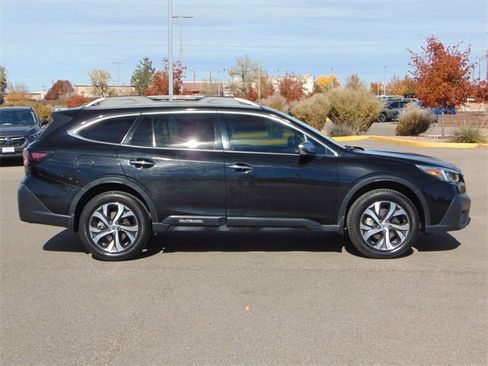 Used 2022 Subaru Outback Touring image 3