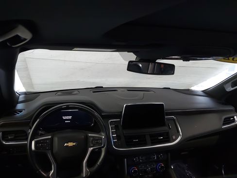 Used 2022 Chevrolet Tahoe LT w/ LT Signature Plus Package AWD/4WD image 26