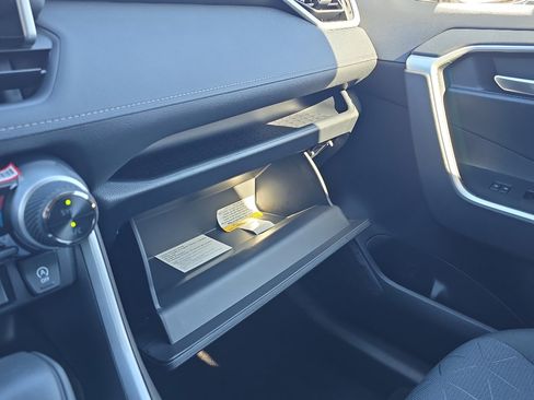 New 2025 Toyota RAV4 XLE image 31