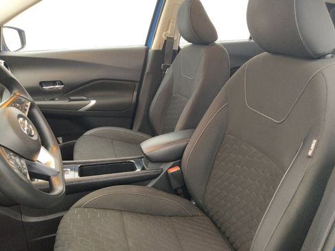 Used 2021 Nissan Kicks SV FWD image 17