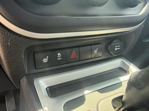 Used 2016 Jeep Compass High Altitude AWD/4WD image 11