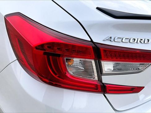 Used 2022 Honda Accord Sport image 26