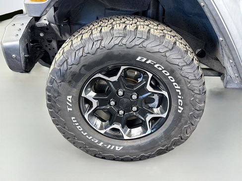 Used 2021 Jeep Wrangler Unlimited Rubicon 4xe w/ Steel Bumper Group image 38