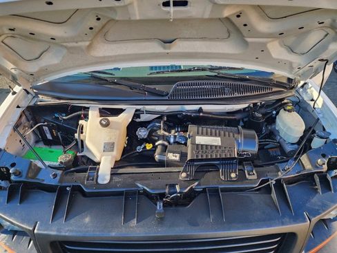 Used 2017 GMC Savana 2500 Work Van image 19