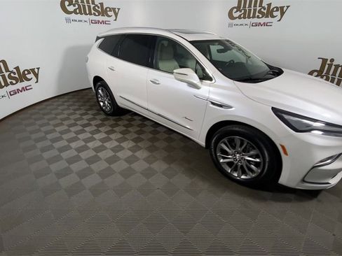 Used 2023 Buick Enclave Avenir w/ Avenir Technology Package image 2