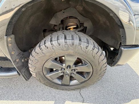 Used 2013 Ford F150 FX4 w/ FX Appearance Pkg AWD/4WD image 19
